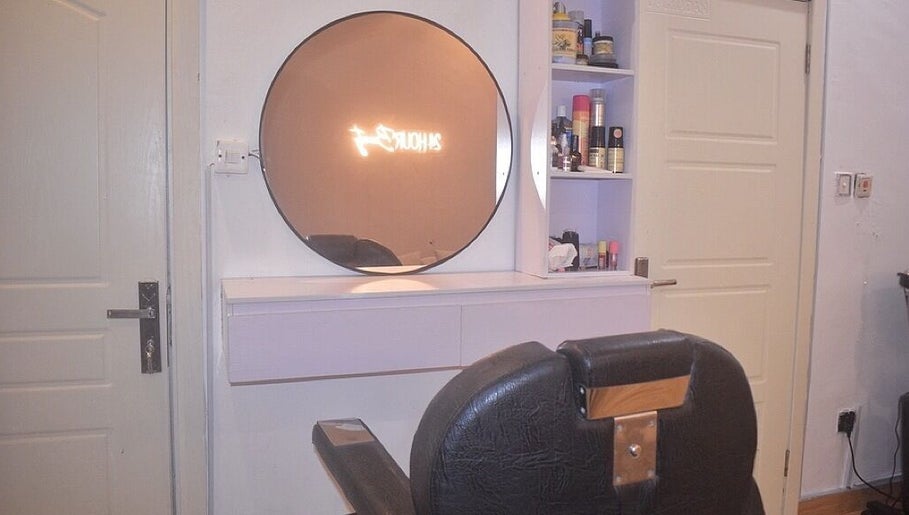 Imagen 1 de 24 Hour Beauty