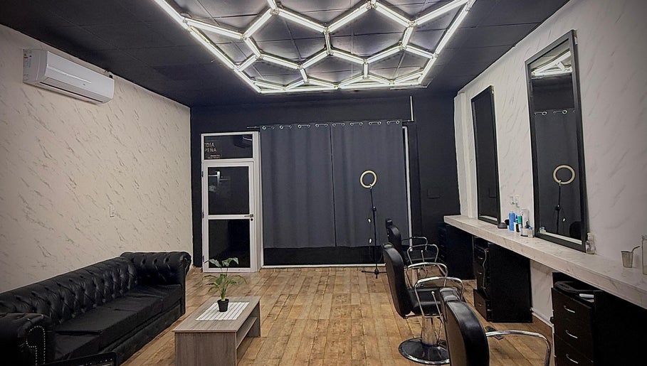 Barber Studio HB image 1