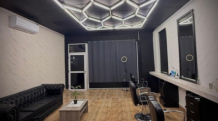 Barber Studio HB