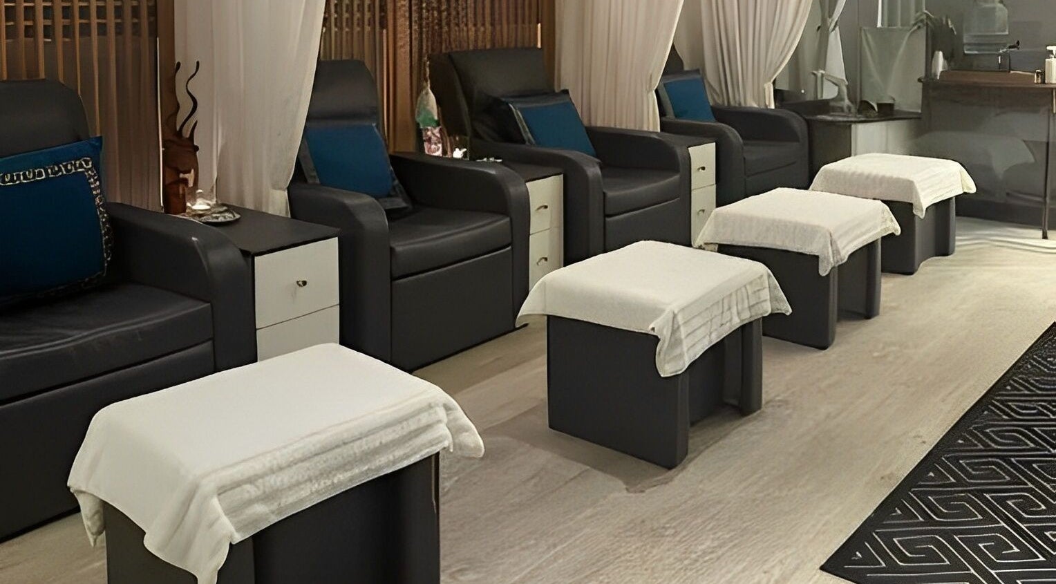 Relaxing massage chairs at Zen Massage & Reflexology in Chatswood, New South Wales, AU for ultimate comfort.