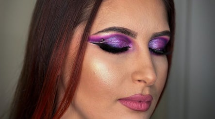 The beauty lab by Madalina image 3