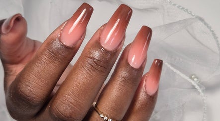 Seylinglam nails