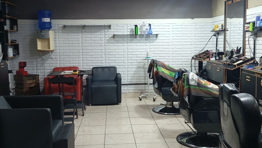 Imagen 1 de Barabearia Vinte e Quatro de Fevereiro