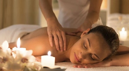 Luxury Therapeutic & Wellness