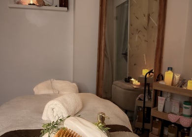 Salle de soins relaxante chez A Temps Moi, Hyères, Provence-alpes-côte D'azur, FR.