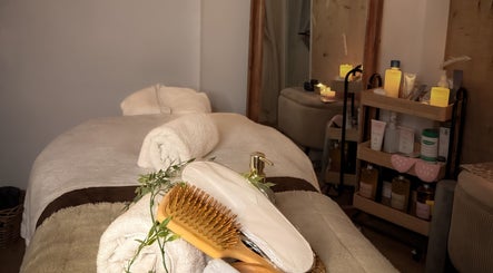 Salle de soins relaxante chez A Temps Moi, Hyères, Provence-alpes-côte D'azur, FR.