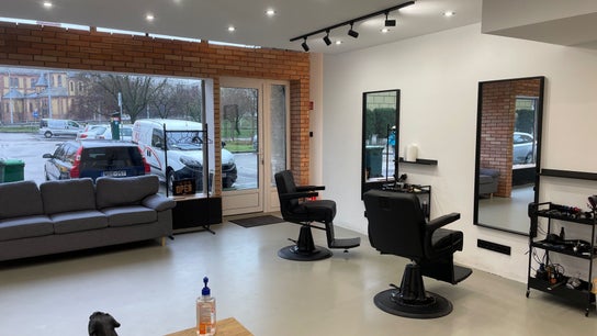 Zsohar’s Barber Salon