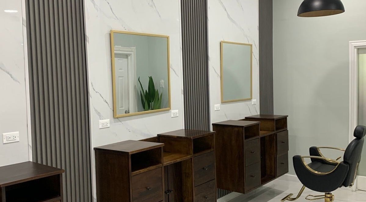 BodyScape Spa - Sunshine Outlet Mall Portmore salon interior with stylish mirrors, chairs, Portmore, St. Catherine Parish, JM.