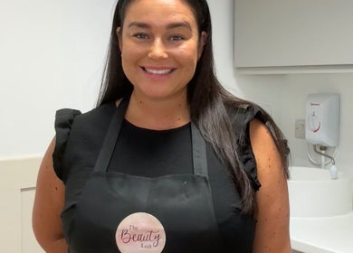 Friendly staff at The Beauty Loft in Kirkby In Ashfield, England, GB, ready to assist you.
