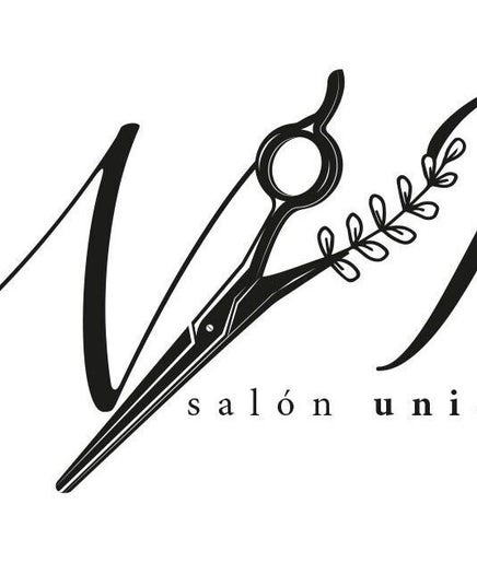 Naza ruiz salon unisex image 2