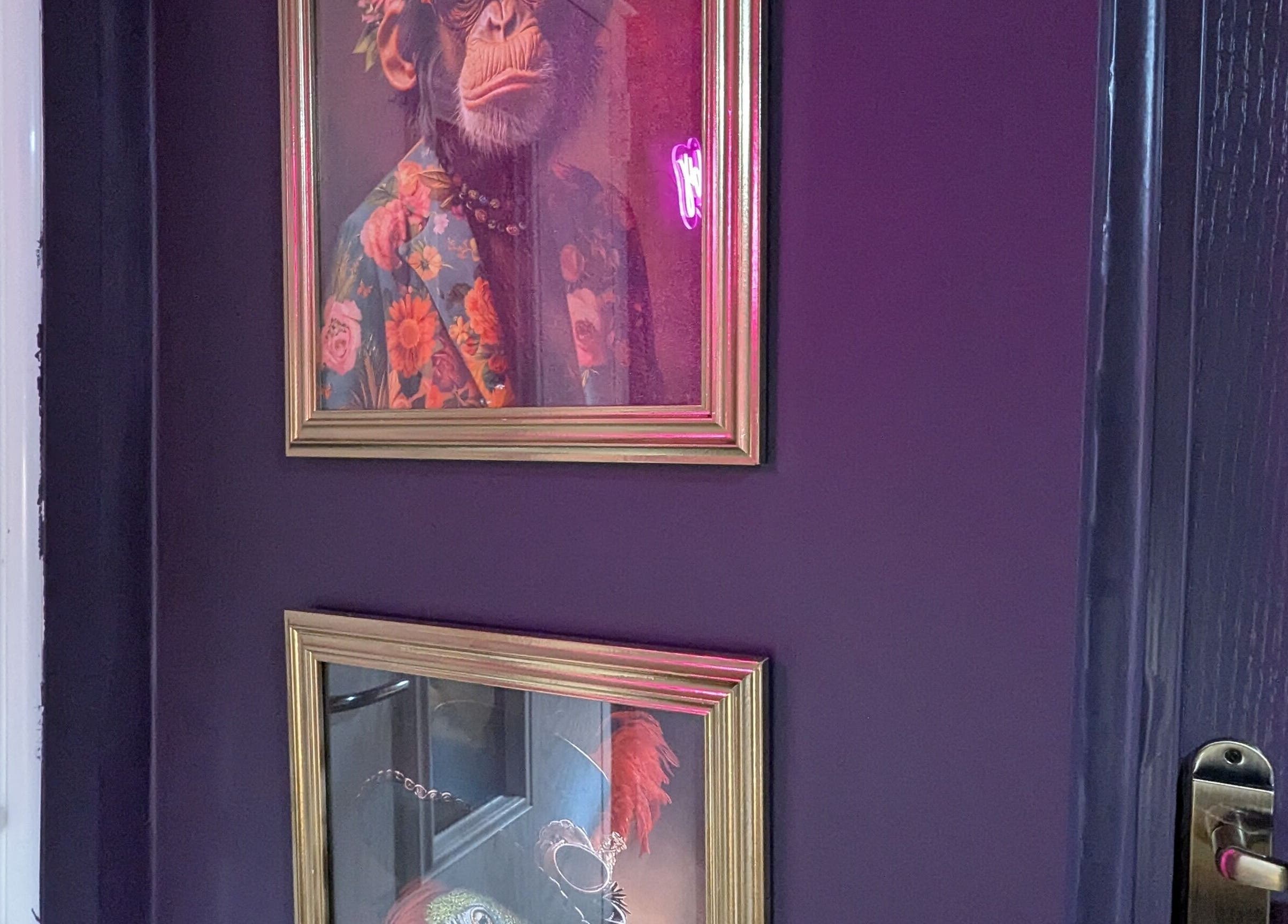 Framed art adds creative charm to The Nailbox Netherton, Dudley, England, GB.