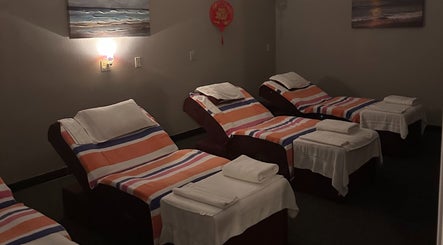 KINGFOOTSPA image 2