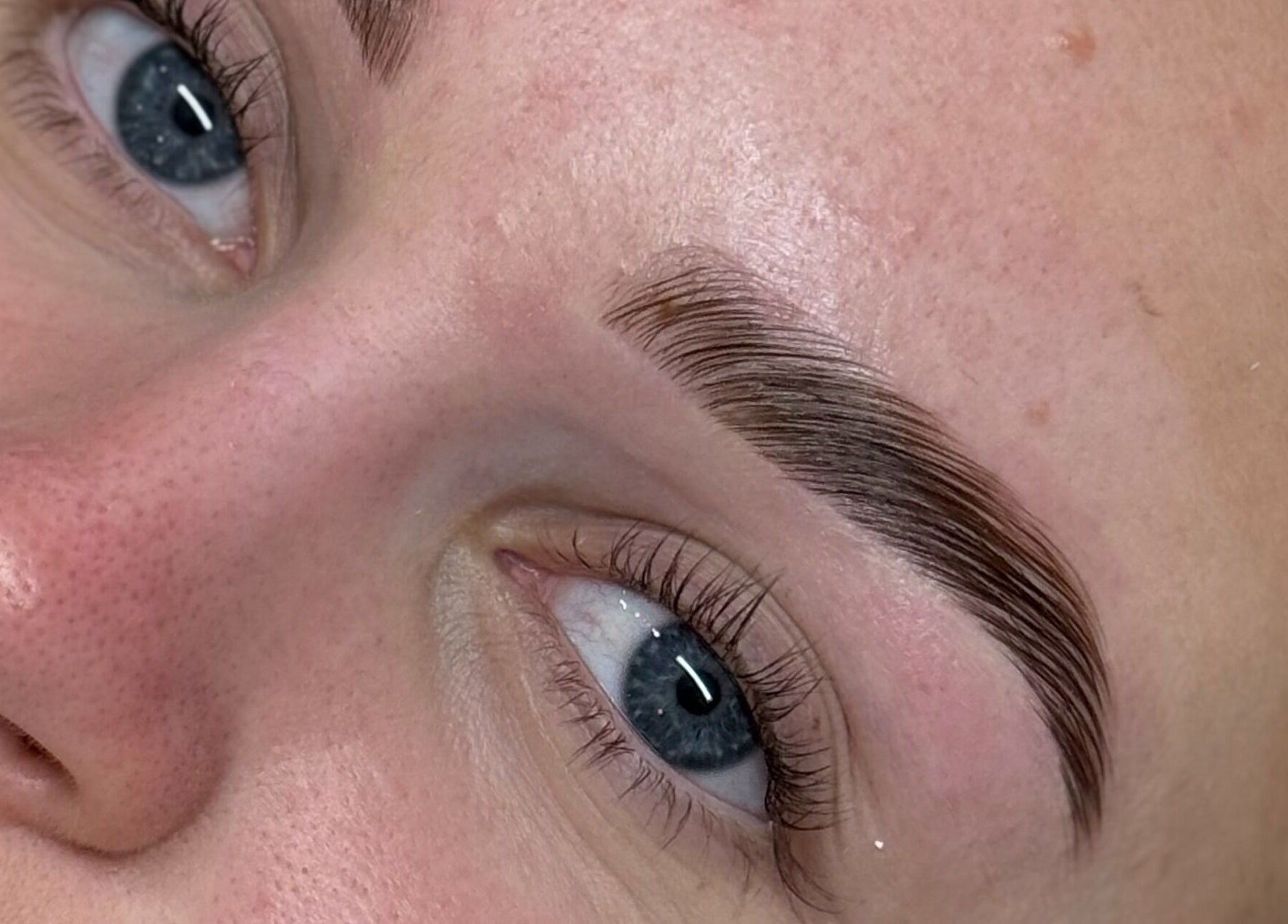 Expertly shaped brows at Studio Bloom Beauty in Cattai, New South Wales, AU, showcasing precise eyebrow grooming.