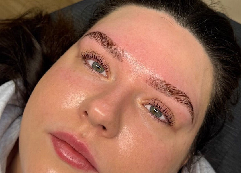 Freshly styled eyebrows at Studio Bloom Beauty in Cattai, New South Wales, AU, enhance natural beauty.