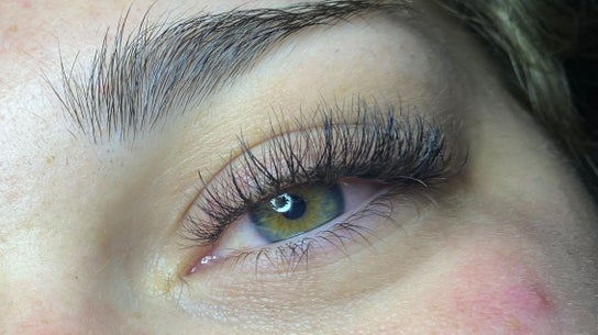 Lashes by Kerrie