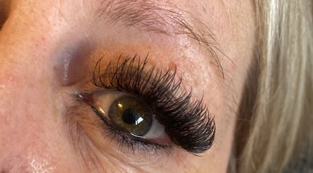 Lashes by Kerrie图像3