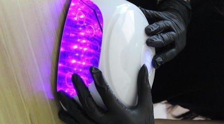 Vane Manicure Studio image 2
