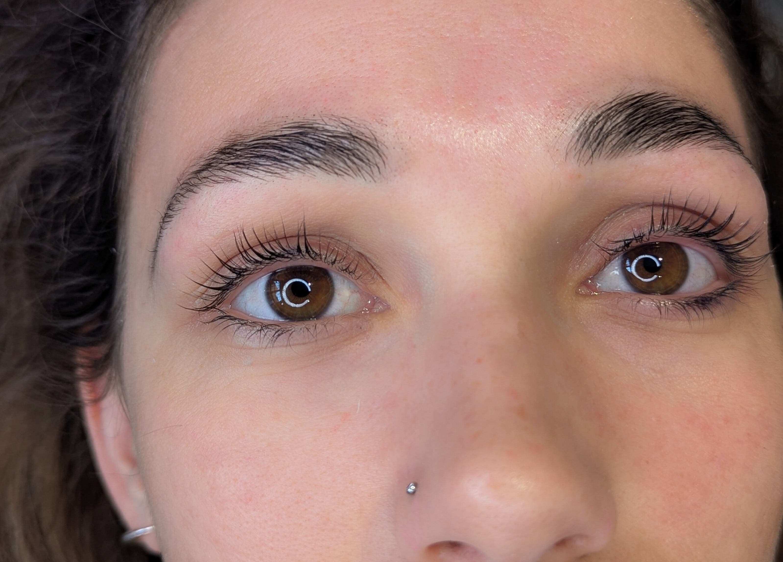 Perfectly groomed eyebrows at Brows by Bettina, Tadley, England, GB showcasing expert beauty services.