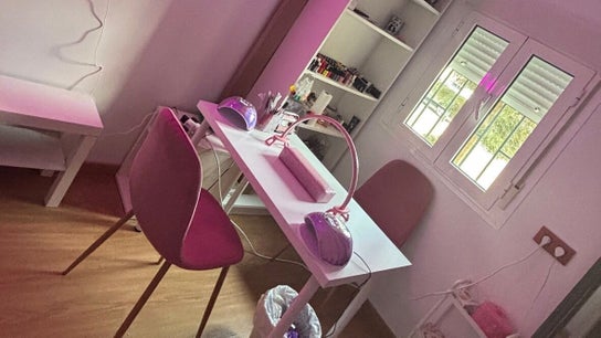Carmen Seller Nails