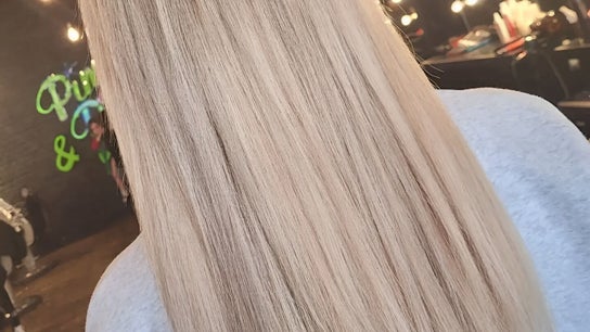Sara Styles Hair
