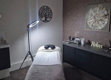 Tranquil treatment room at Zen Den Beauty and Wellbeing Centre in Humberston, GB, ideal for relaxation.
