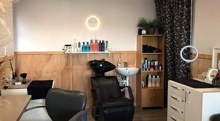 KNT Hair Studio зображення 3