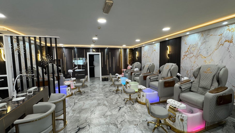 1 Million Beauty Lounge Gorey vaizdas 1