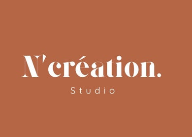 Logo élégant de N'Création à Plaisir, Île-de-france. Services beauté et bien-être.