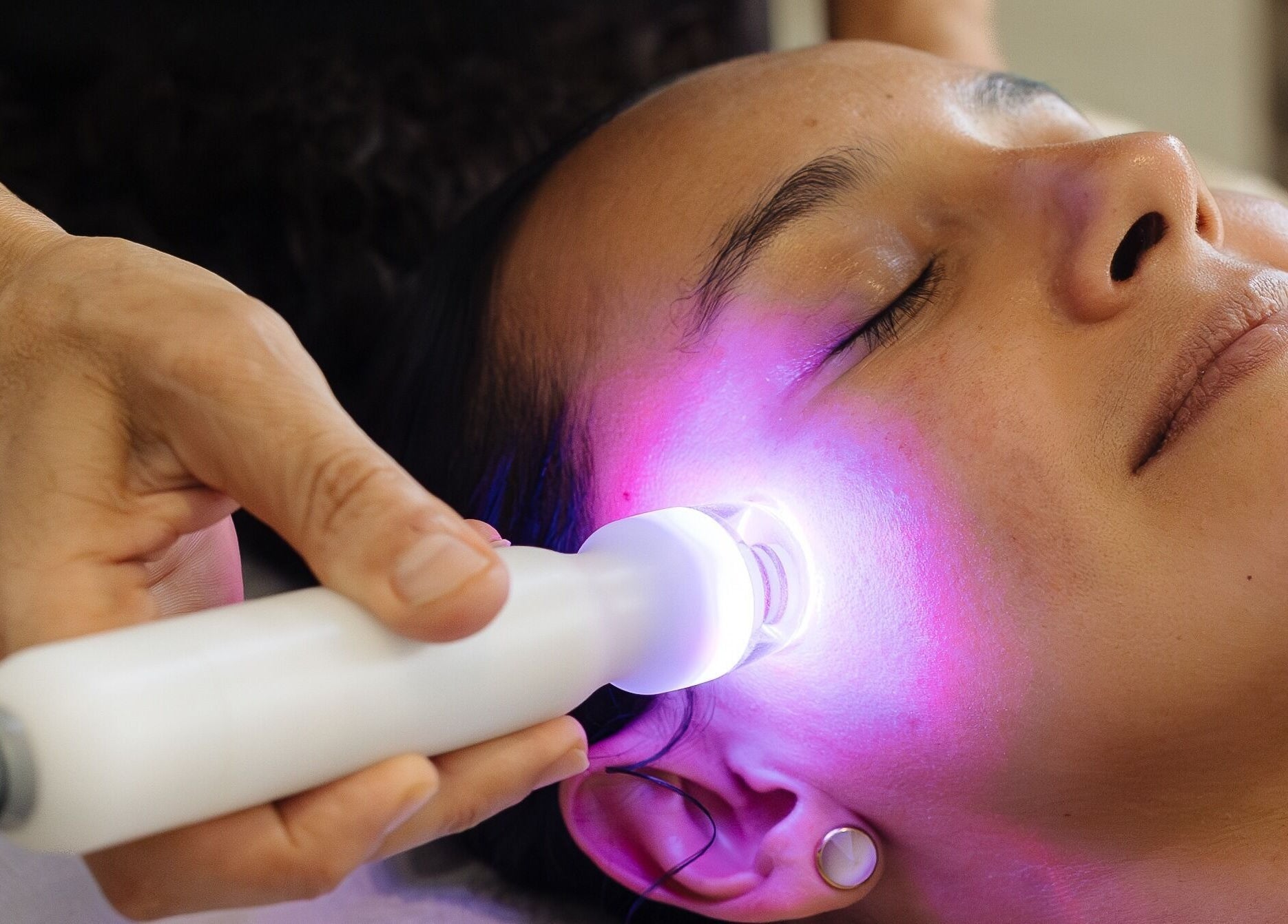 Experience rejuvenating light therapy at Alchemy Spa in Valletta, MT for a radiant complexion.