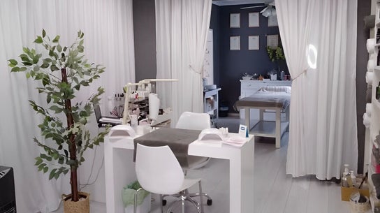 Pure Indulgenz Beauty Salon