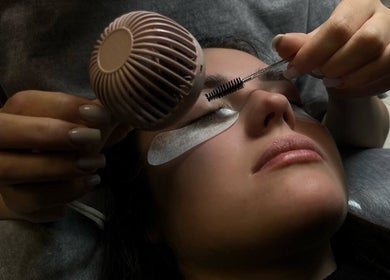 Eyelash extension at Sisters Beauty Home Service, Riyadh, Riyadh Province, SA, enhancing natural beauty.