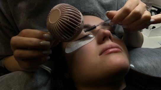 Sisters Beauty Home Service