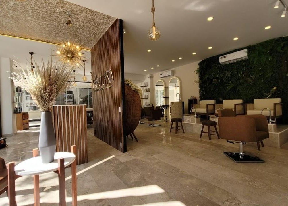 Vista interior de Fortuna Studio Spa en Quintana Roo, Quintana Roo, MX, con decoración elegante y moderna.