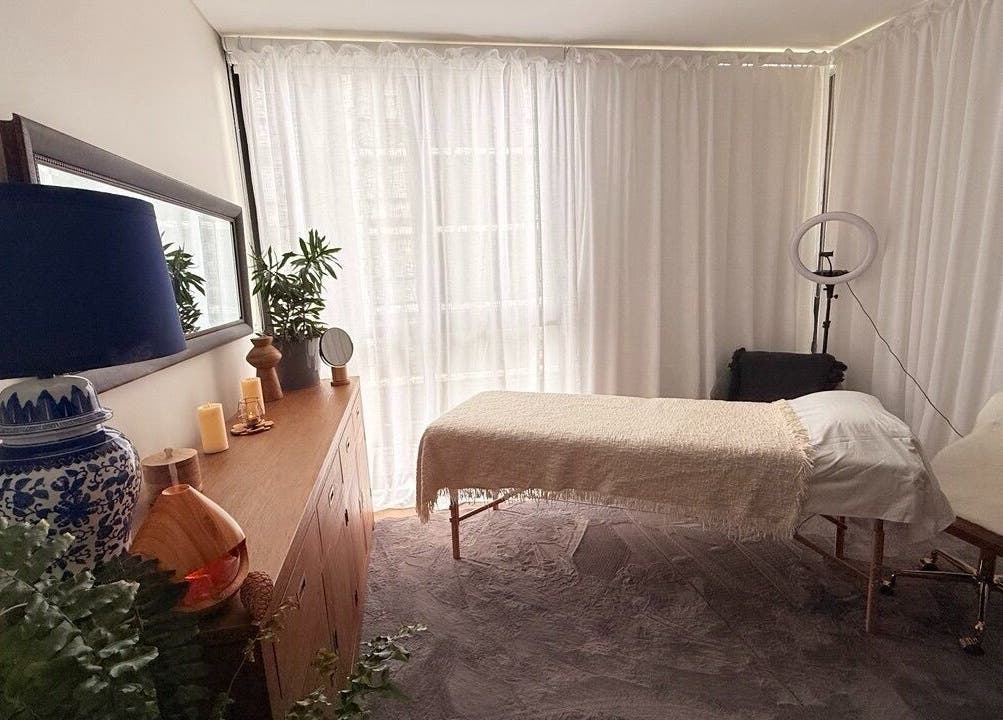 Тихий массажный кабинет в Facial Massage, Сидней, Новый Южный Уэльс, AU.