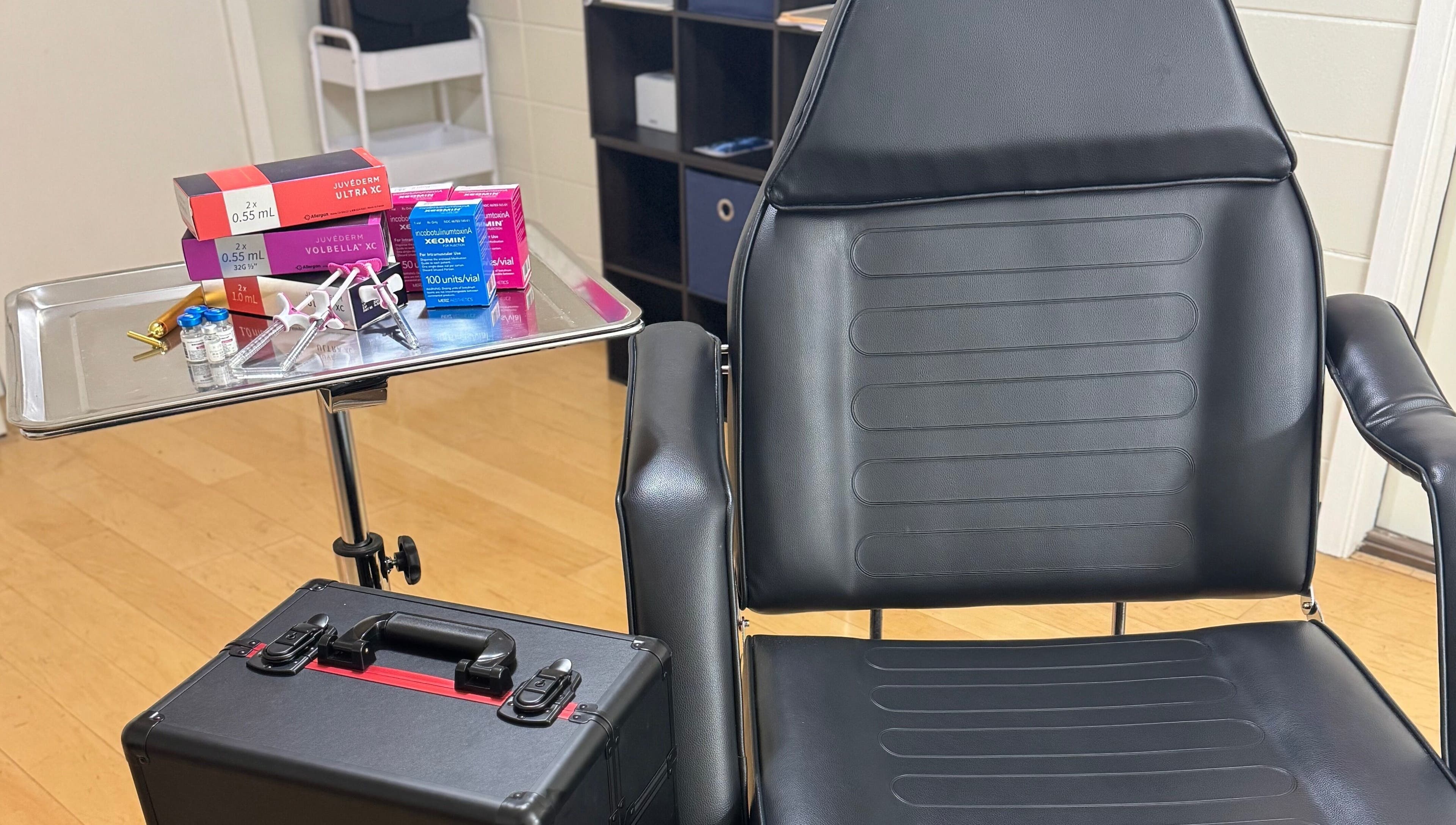 Comfortable treatment chair and tools at Fair City Faces, Philadelphia, Mississippi, US, ready for clients.