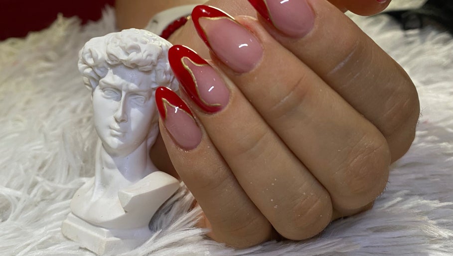 Nailsbystef image 1