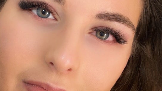 Les Cils de Mina