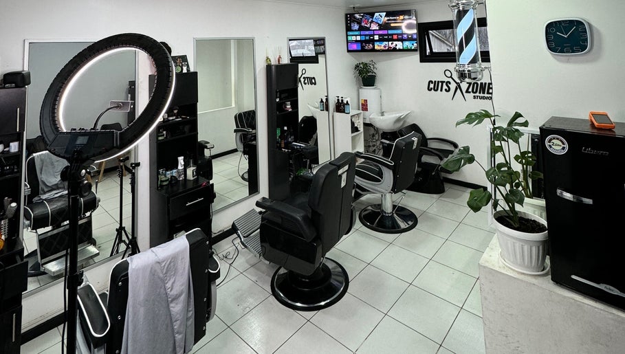 Cuts Zone Studio obrázek 1