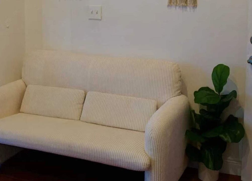 Elegant seating area at Eden Spa Massage and Facial in Pembroke Pines, Florida, US.