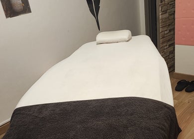 Salle de massage relaxante à L'harmonie Du Corps, Saint-priest, Auvergne-rhône-alpes, FR.