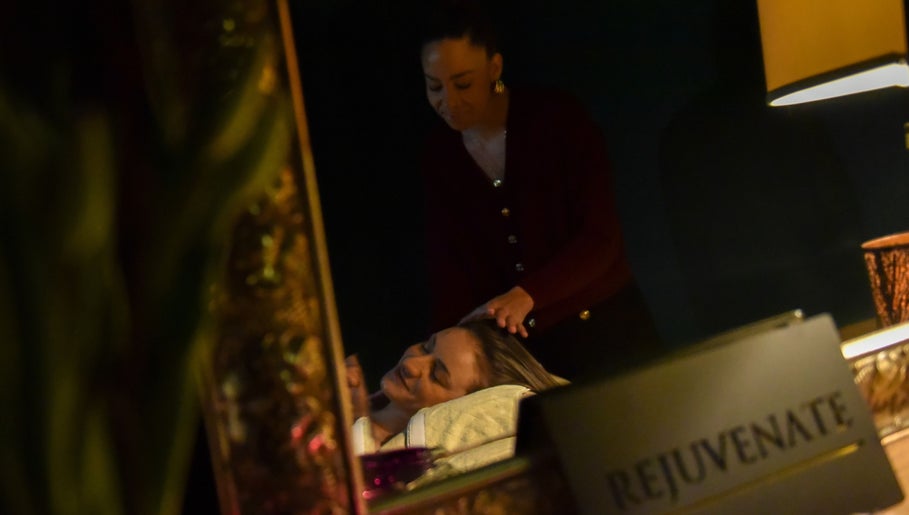 Relaxing head massage at The Galpals Collective, Douglas. Serene spa ambiance in Douglas, IM.