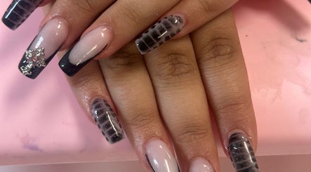 Honey & Clove Nails