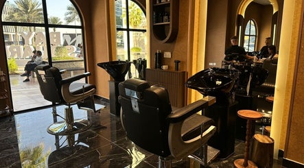 Generation Gentleman Saloon