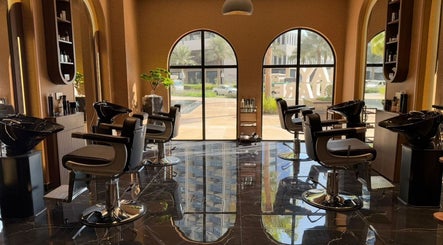 Generation Gentleman Saloon