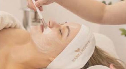 Facial treatment at Jeanette N Beauty Therapist in Wakerley, Queensland, AU. Enhancing natural glow and relaxation.