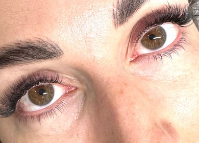 Close-up of expertly styled eyelashes at Jeanette N Beauty Therapist, Wakerley, Queensland, AU.