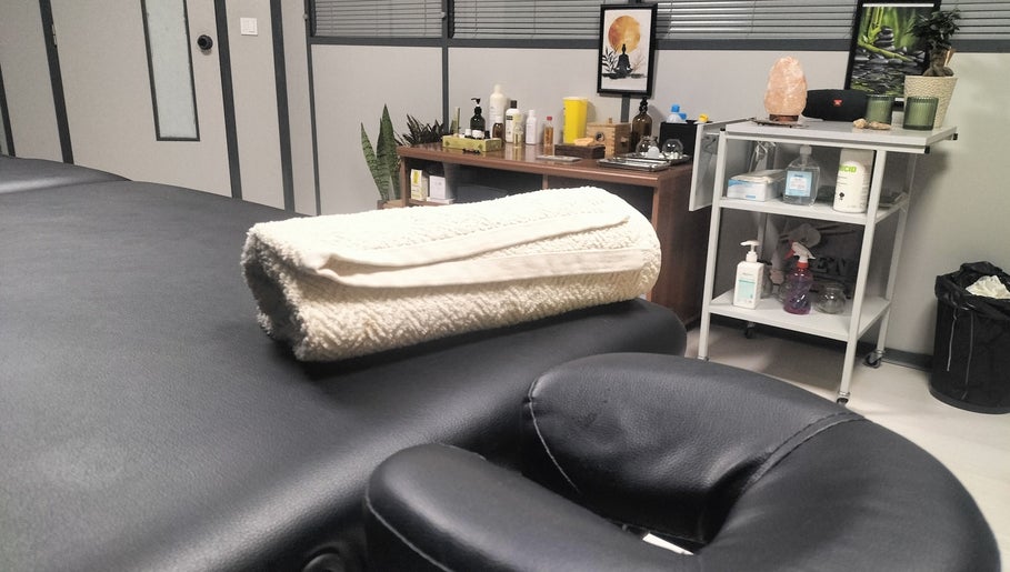 Ju Hua - Massagens e Terapias image 1