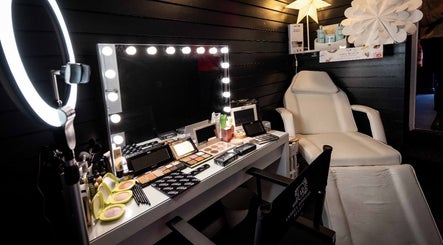 Makeup station at Andrea Rodgers Beauty in Cushendall, Northern Ireland, GB. Bright lights and sleek design.