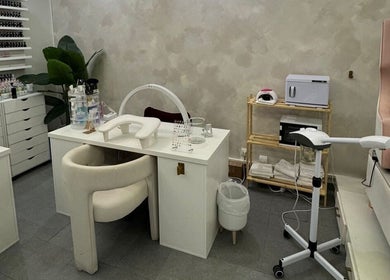 Luxurious nail station at Le Getaway by Lexx in Marigot, GP. Sleek design for ultimate relaxation.