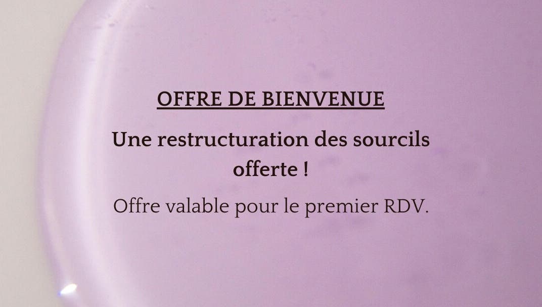 Offre de bienvenue chez Esthelisa Esthéticienne à Domicile, Le Kremlin-Bicêtre, Île-de-France, FR. Restructuration des sourcils offerte.